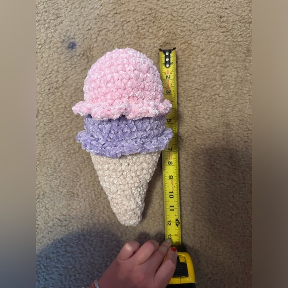 Crochet stuffed ice cream - Picture 5 of 6